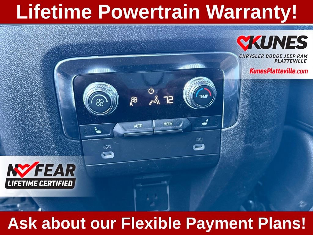 Used 2024 GMC Yukon XL AT4 w/ AT4 Premium Package image 23