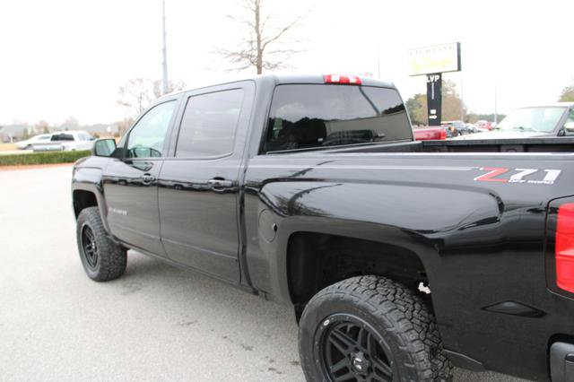 Used 2018 Chevrolet Silverado 1500 LT w/ All Star Edition image 11