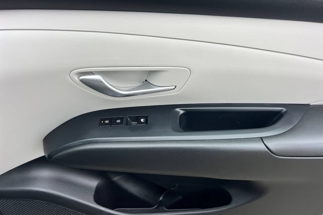 Certified 2025 Hyundai Tucson SE FWD image 22
