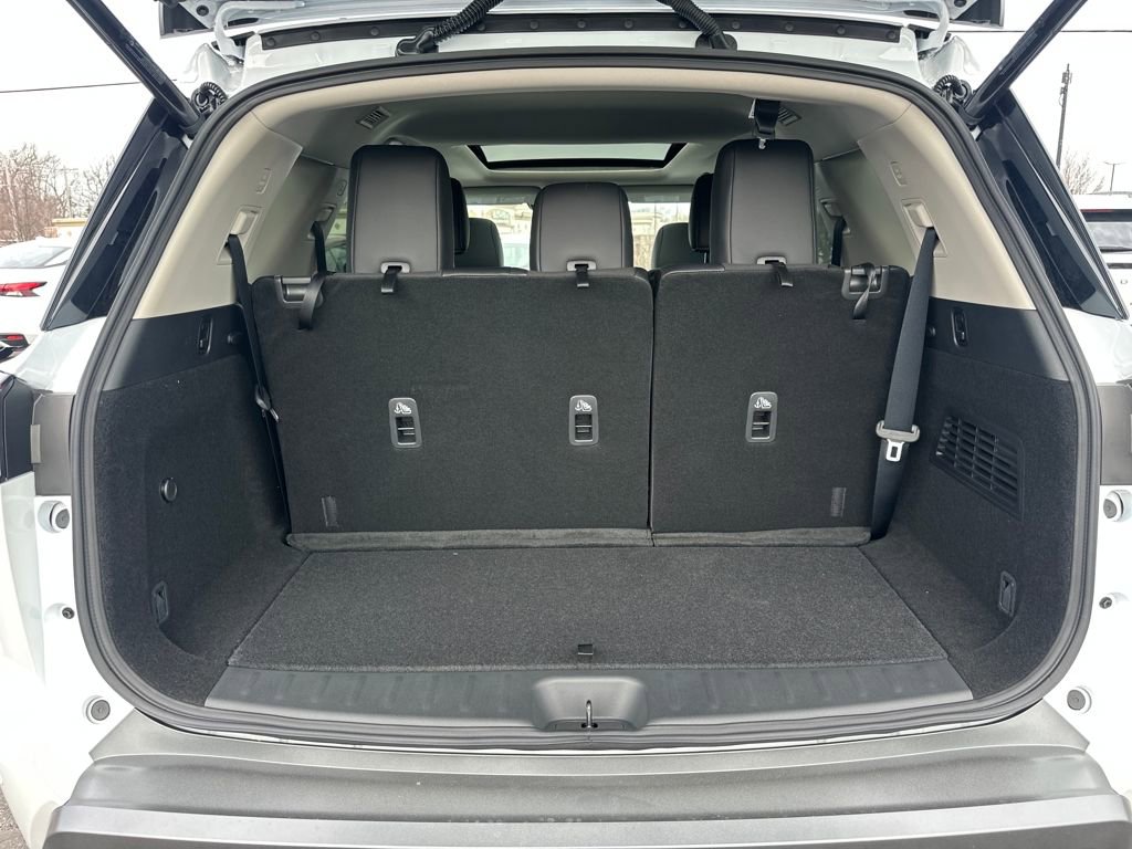 New 2026 Nissan Pathfinder SL image 34