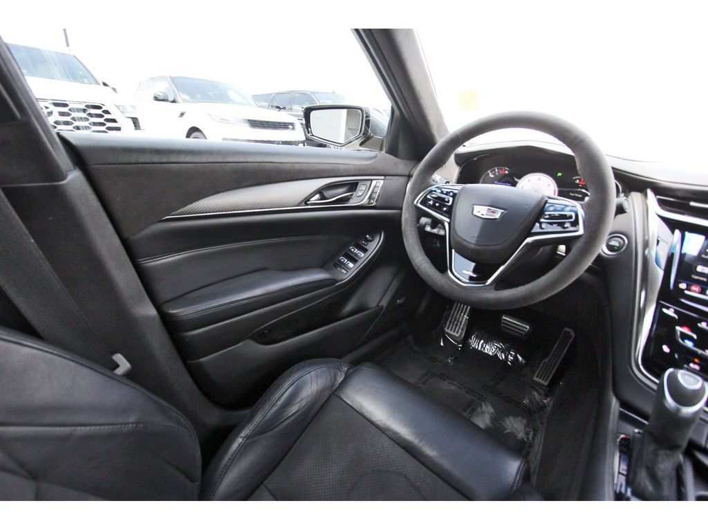 Used 2019 Cadillac CTS V w/ Carbon Fiber Package RWD image 8