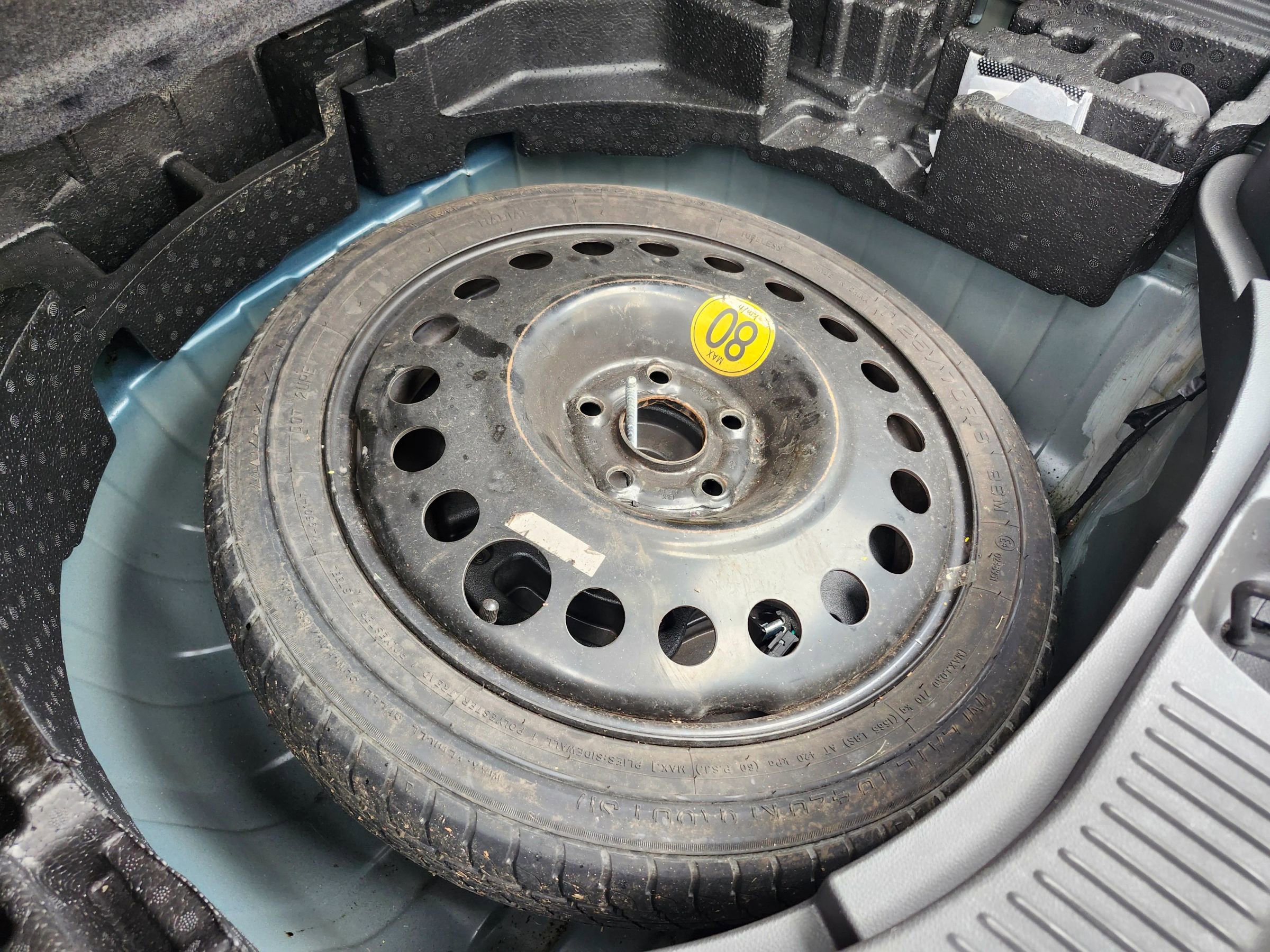 Used 2019 Buick Encore Preferred image 30