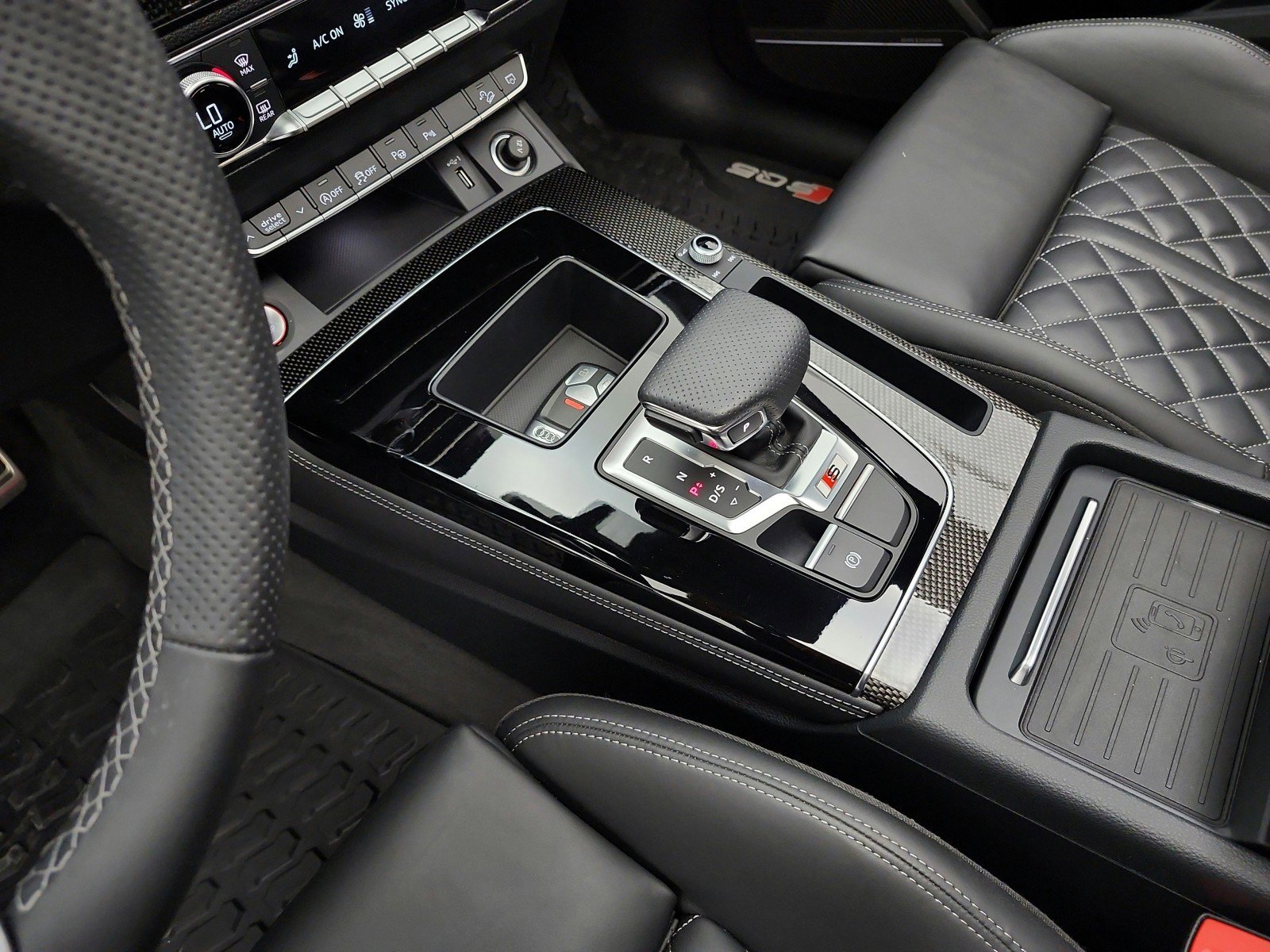 Used 2024 Audi SQ5 Prestige AWD/4WD image 11