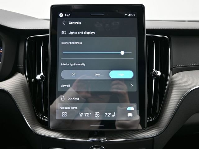 New 2026 Volvo XC60 B5 Ultra w/ Climate Package image 18
