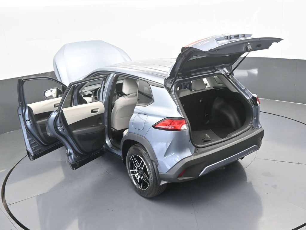 Used 2023 Toyota Corolla Cross L image 64