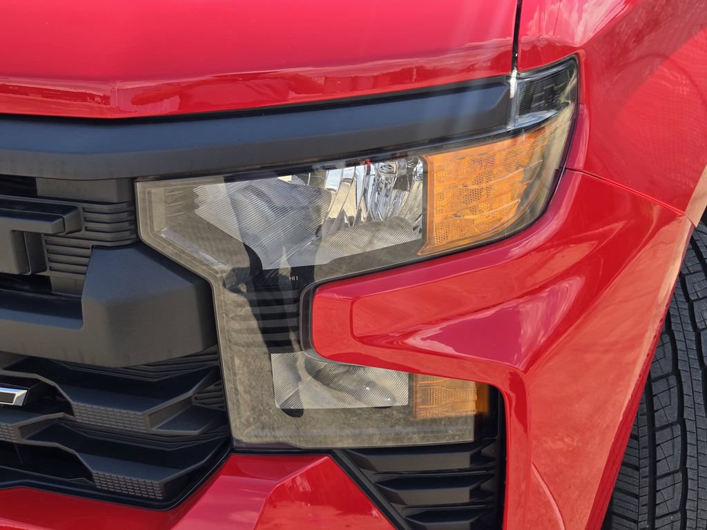New 2026 Chevrolet Silverado 1500 Custom w/ LPO, Dark Essentials Package RWD image 11