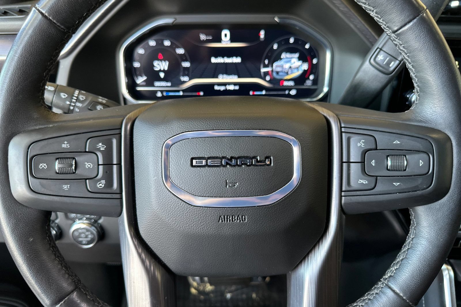 Certified 2025 GMC Sierra 2500 Denali Ultimate AWD/4WD image 24