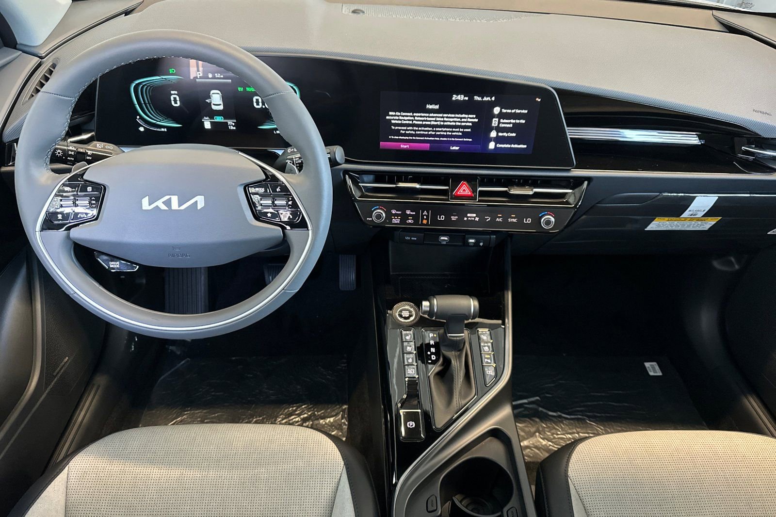 New 2026 Kia Niro FWD image 13