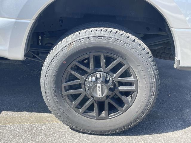 Used 2022 Ford F250 Lariat w/ Black Appearance Package image 6
