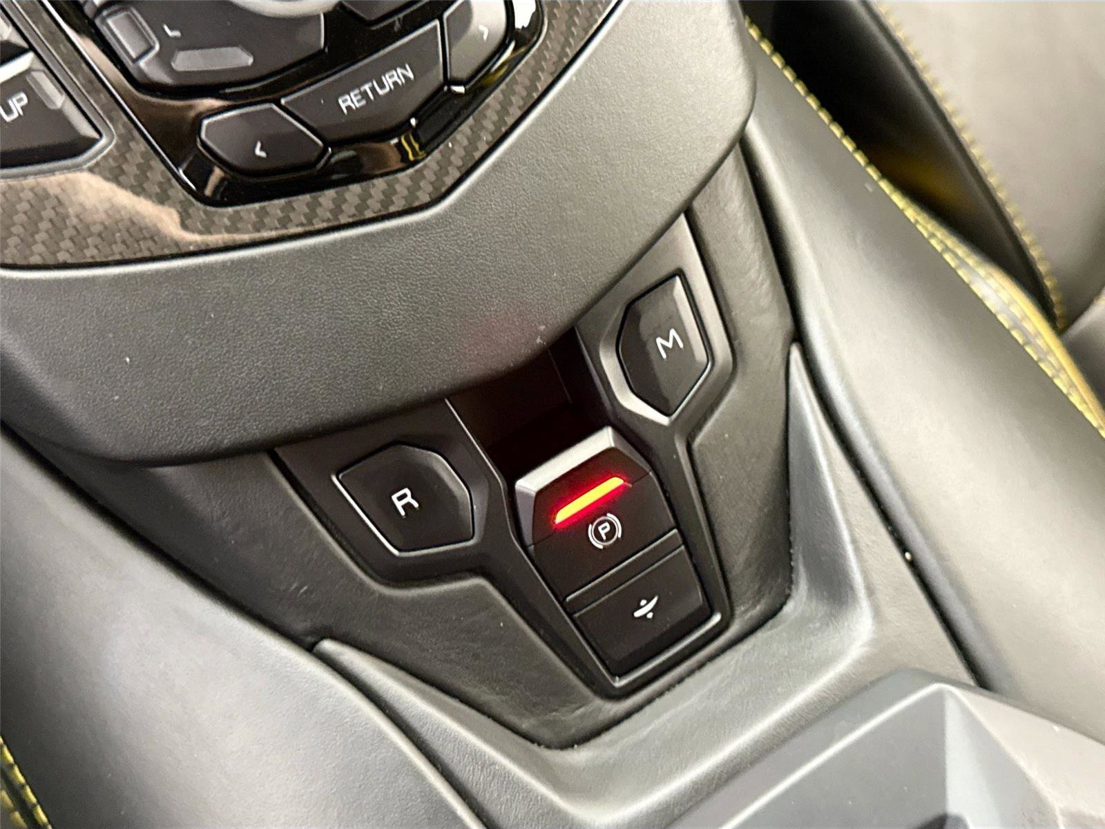 Used 2018 Lamborghini Aventador S AWD/4WD image 22