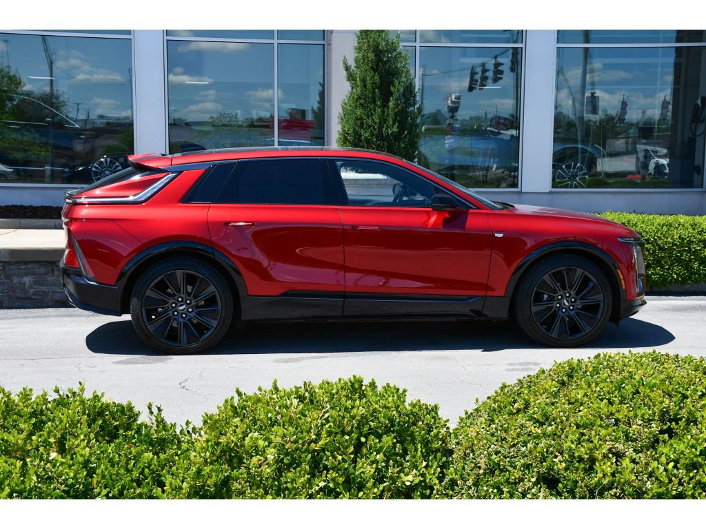 Certified 2024 Cadillac Lyriq Sport AWD/4WD image 3
