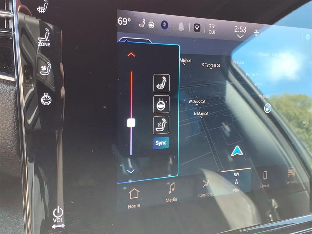 Used 2023 Jeep Wagoneer 4WD w/ Premium Group I image 23