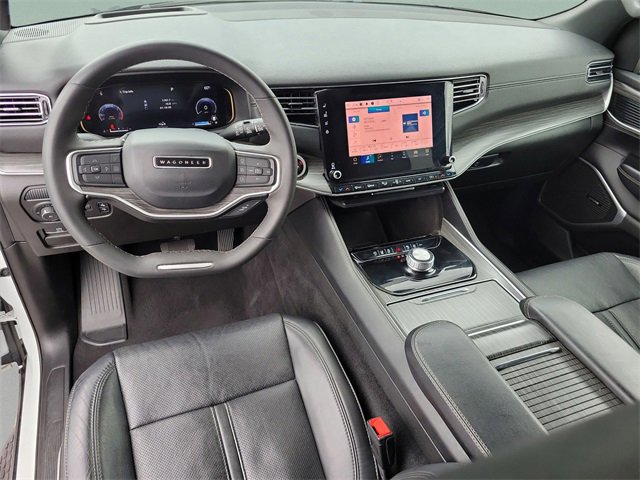 Used 2023 Jeep Wagoneer Series III w/ Preferred Equipment Group image 19