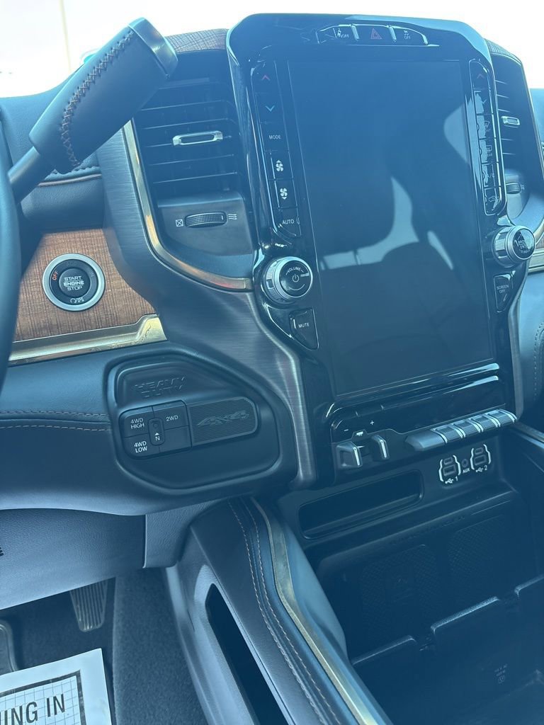 Used 2024 RAM 3500 Limited w/ Safety Group image 15