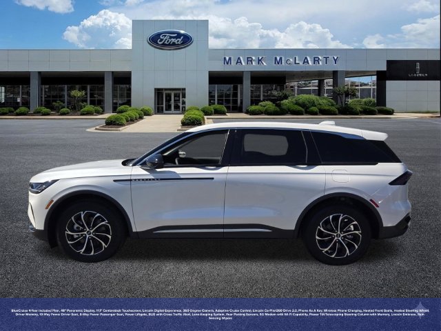 New 2026 Lincoln Nautilus Premier AWD/4WD image 2