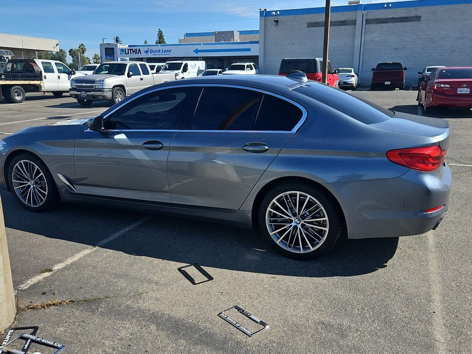Used 2019 BMW 530i w/ Convenience Package image 5