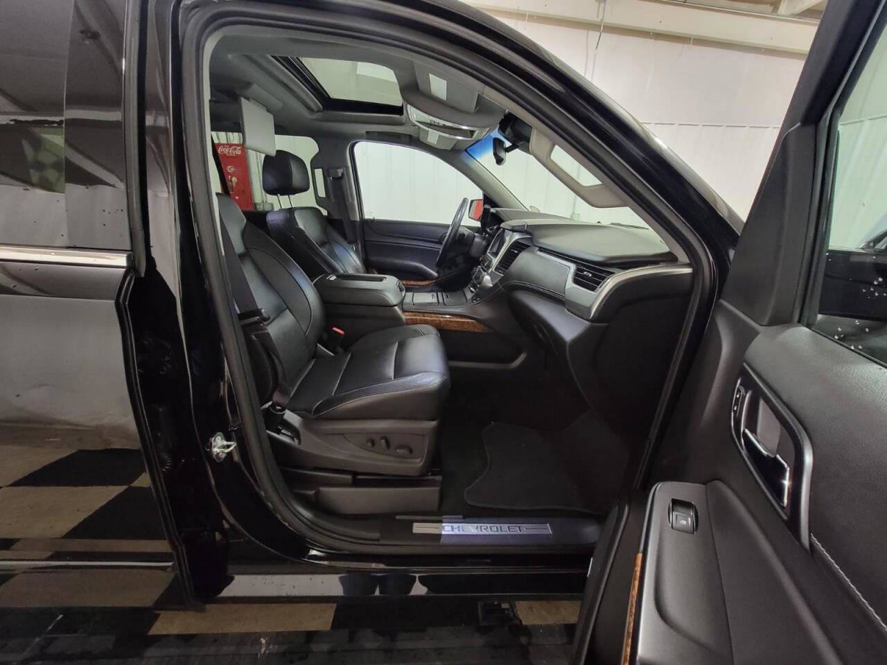 Used 2017 Chevrolet Tahoe Premier image 36