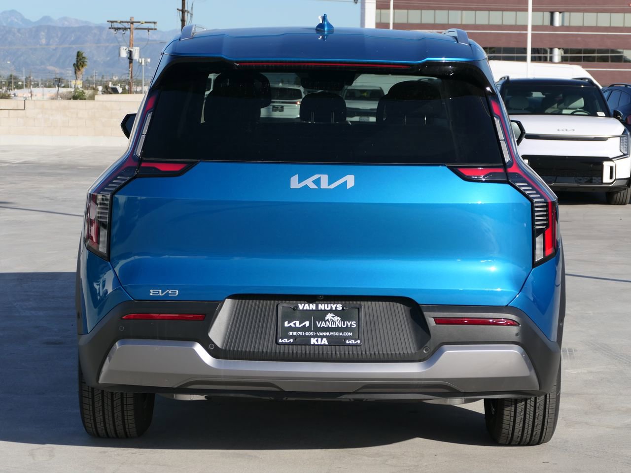 New 2026 Kia EV9 Wind image 5