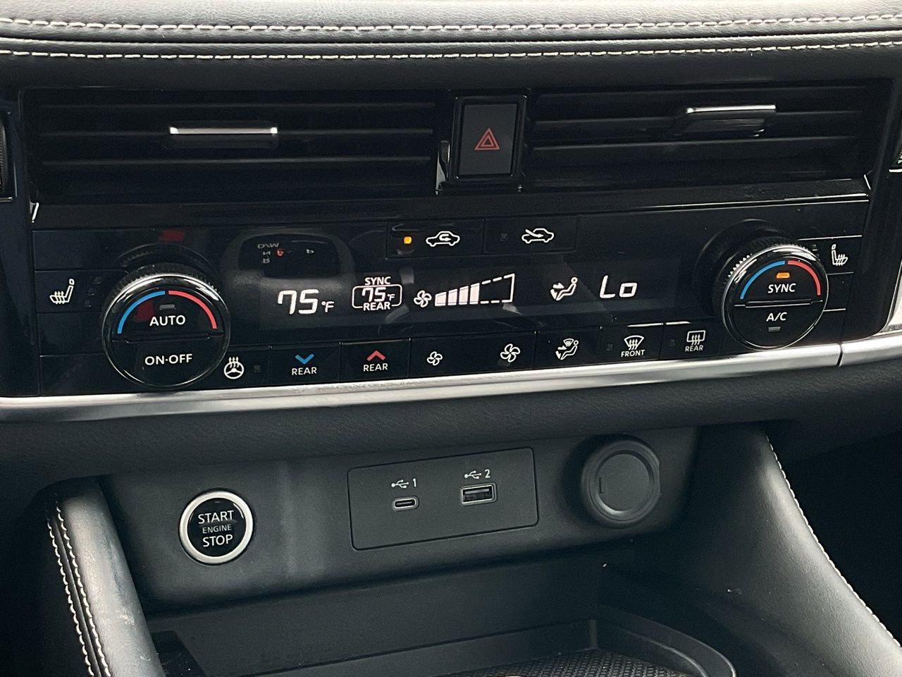 Used 2023 Nissan Rogue SL w/ SL Premium Package image 35