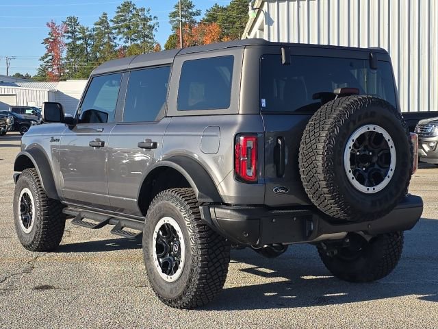 Used 2023 Ford Bronco Badlands w/ Sasquatch Package image 3