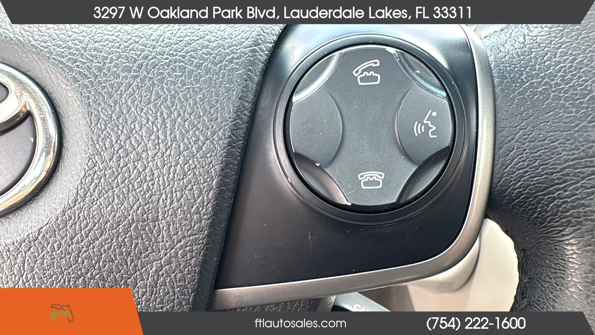 Used 2013 Toyota Camry XLE w/ Leather Pkg FWD image 52
