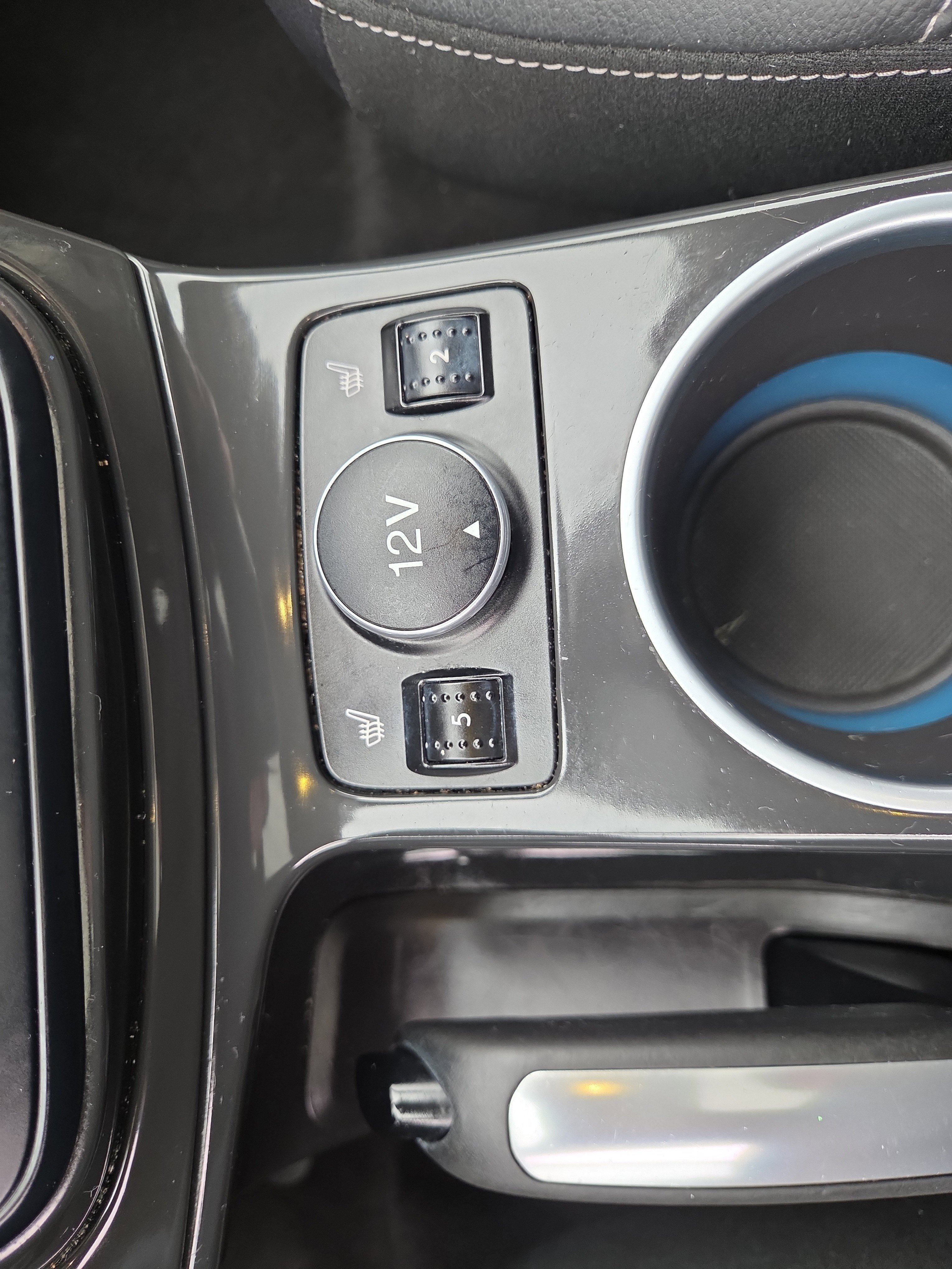 Used 2016 Ford Escape Titanium image 27