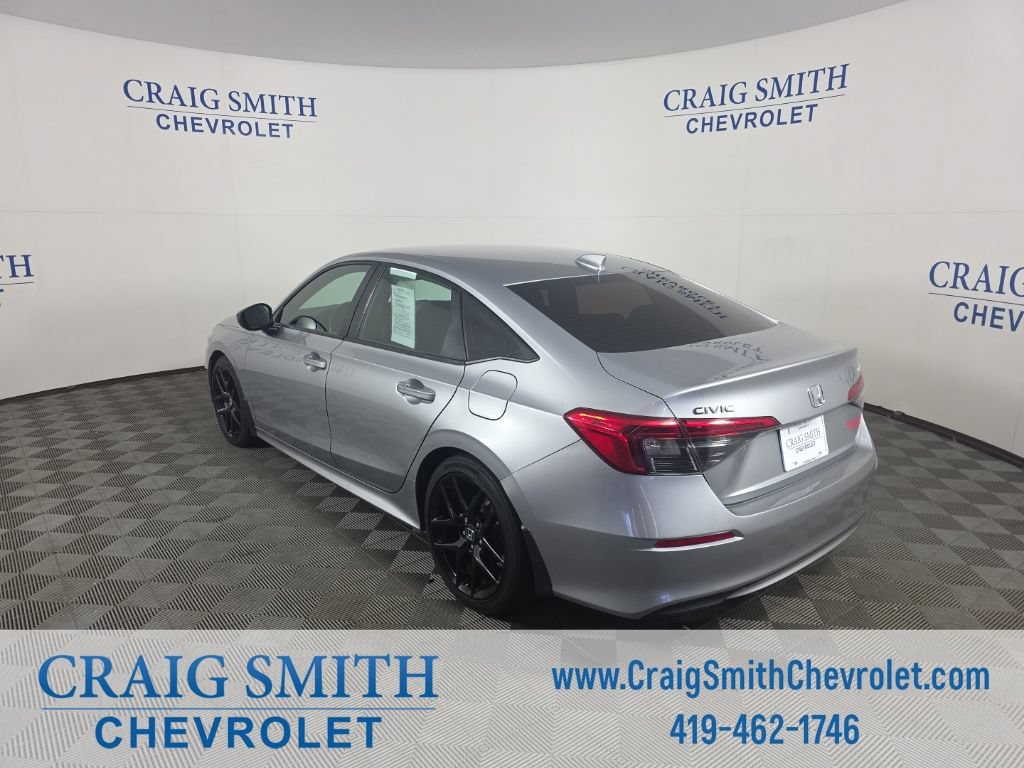 Used 2023 Honda Civic Sport image 3