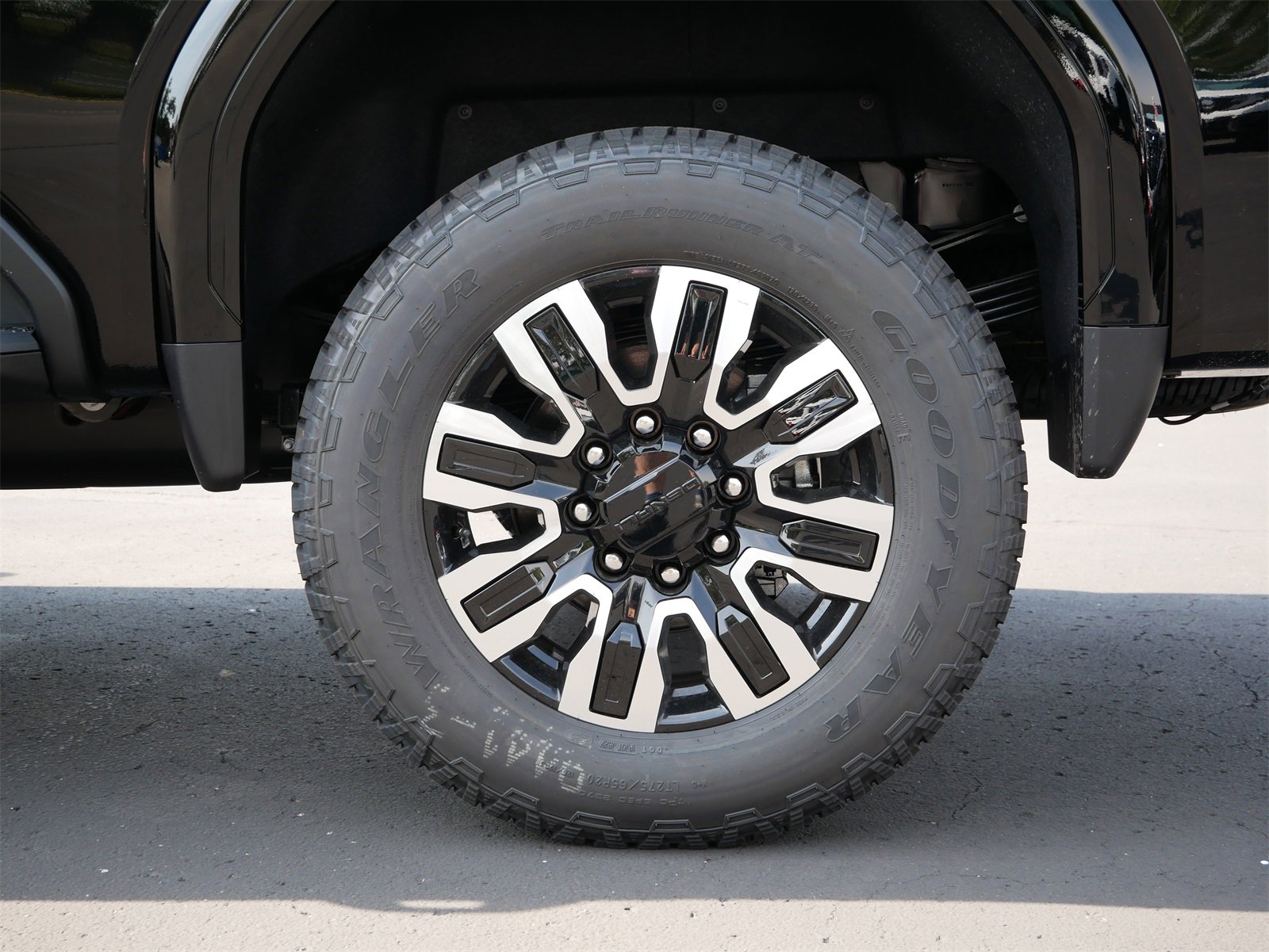 New 2026 GMC Sierra 3500 Denali Ultimate image 4