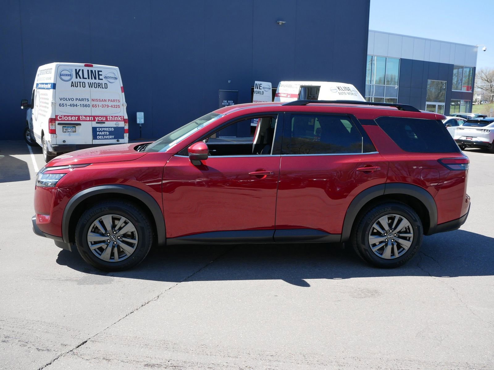 Certified 2022 Nissan Pathfinder SV image 6