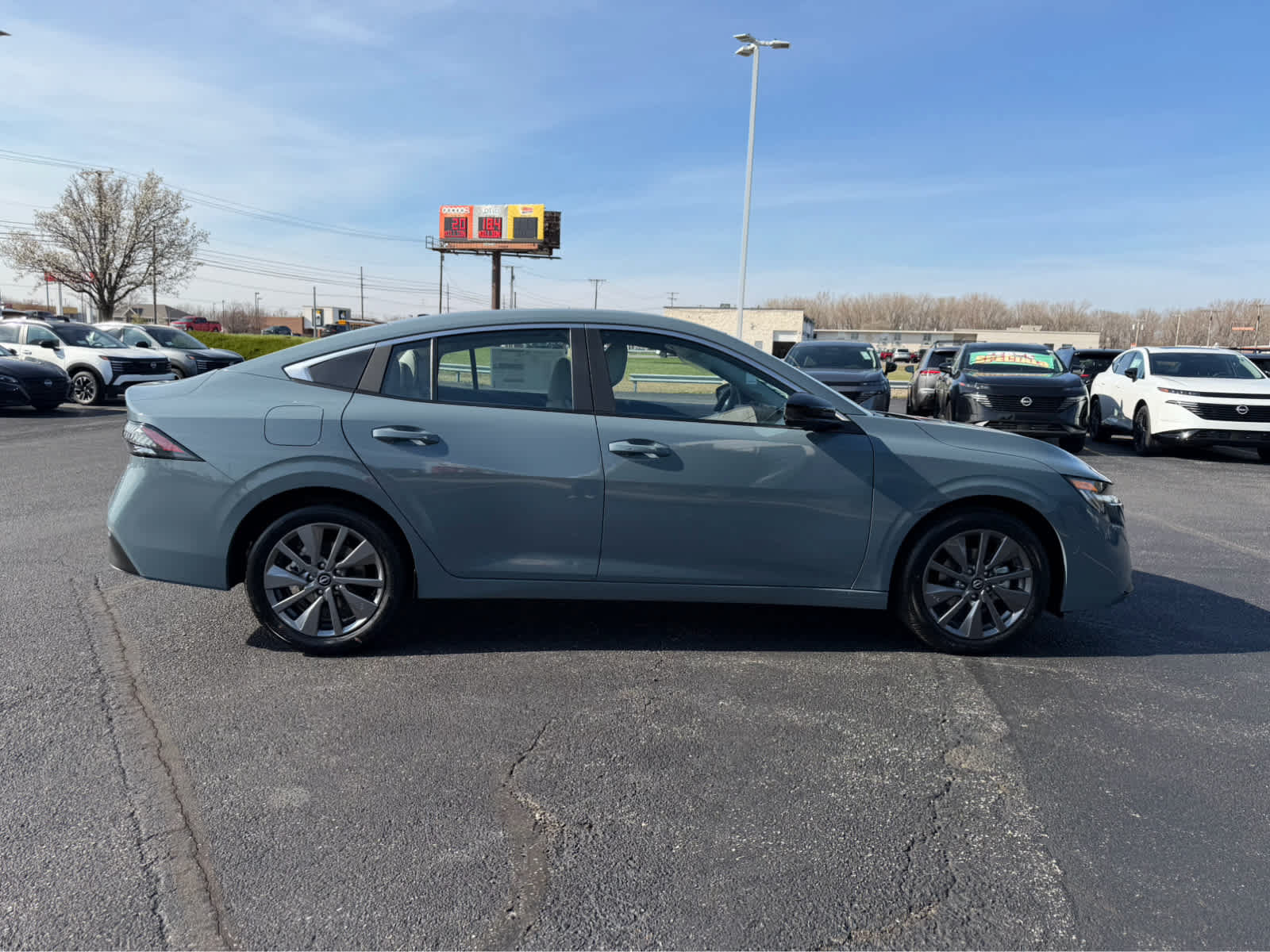 New 2026 Nissan Sentra SL FWD image 9