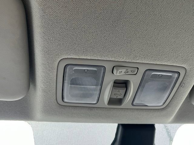 Used 2023 Hyundai Venue SEL w/ Cargo Package image 17