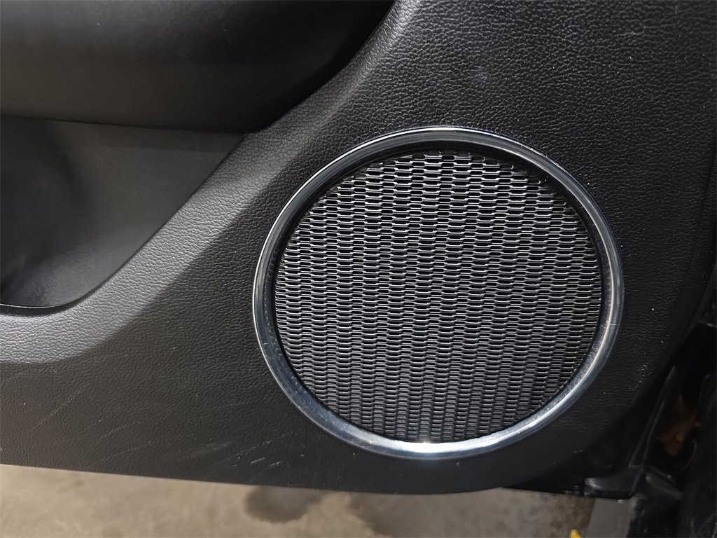 Used 2021 Ford Mustang Premium image 27