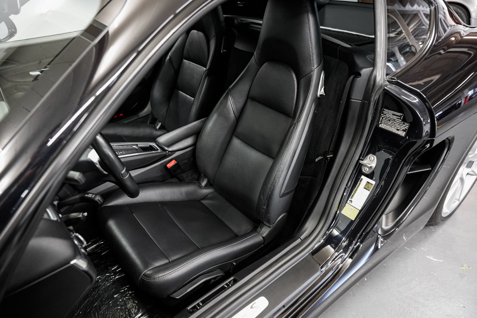 Used 2015 Porsche Cayman S RWD image 19