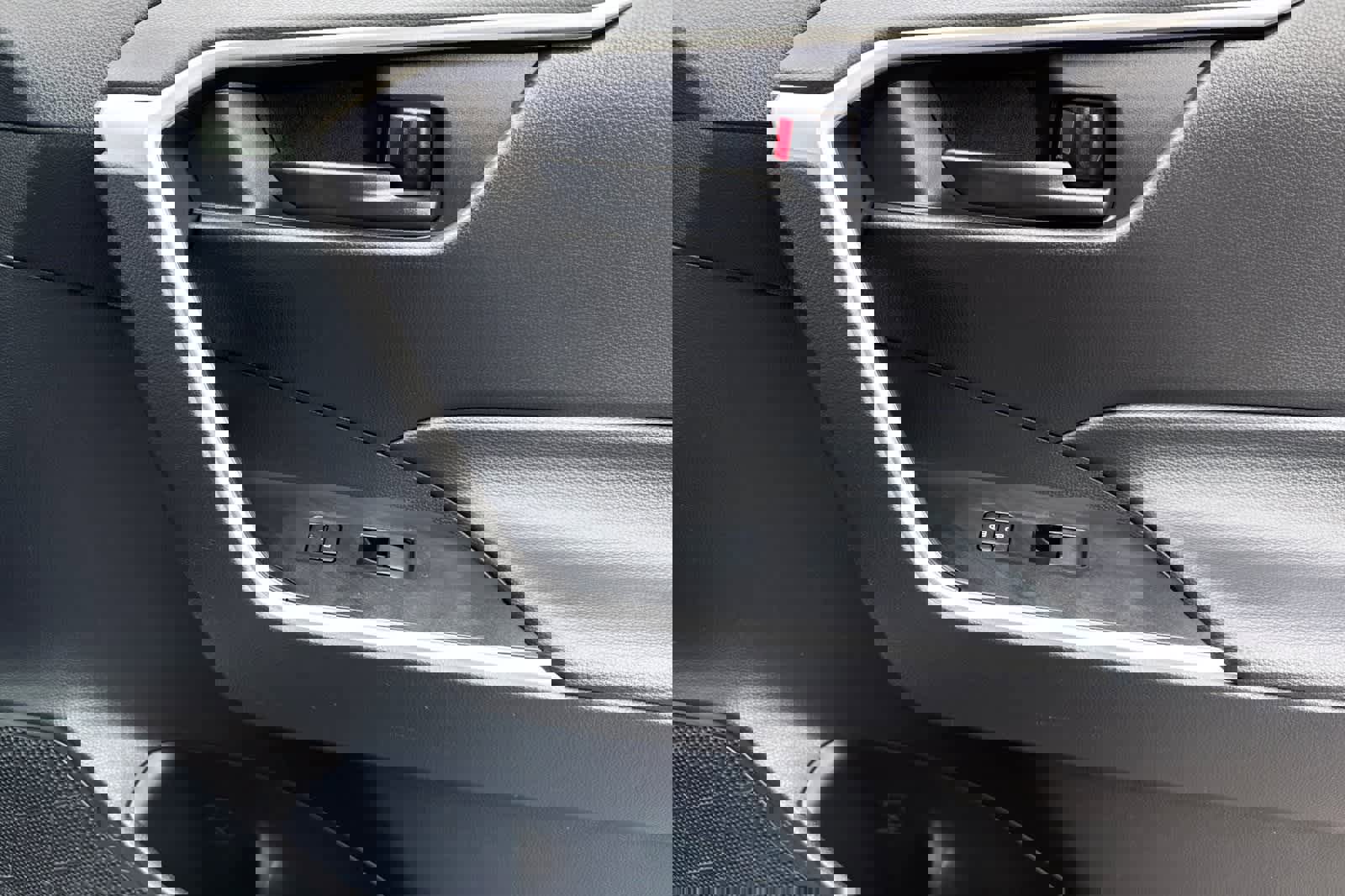 Used 2024 Toyota RAV4 LE image 19