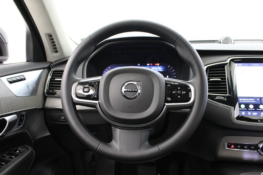Used 2023 Volvo XC90 B6 Ultimate w/ Lounge Package AWD/4WD image 25