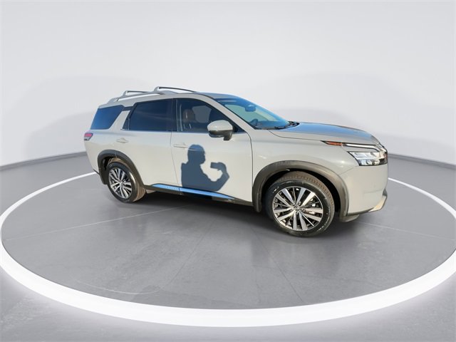Certified 2022 Nissan Pathfinder Platinum w/ Cargo Package image 2