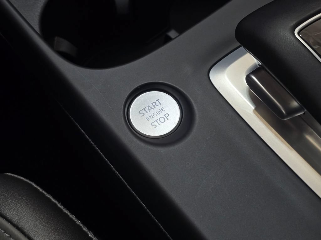 Certified 2023 INFINITI QX50 Luxe AWD/4WD image 16