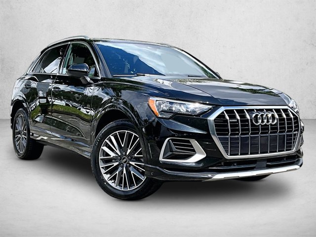 Used 2022 Audi Q3 2.0T Premium w/ Convenience Package AWD/4WD image 12
