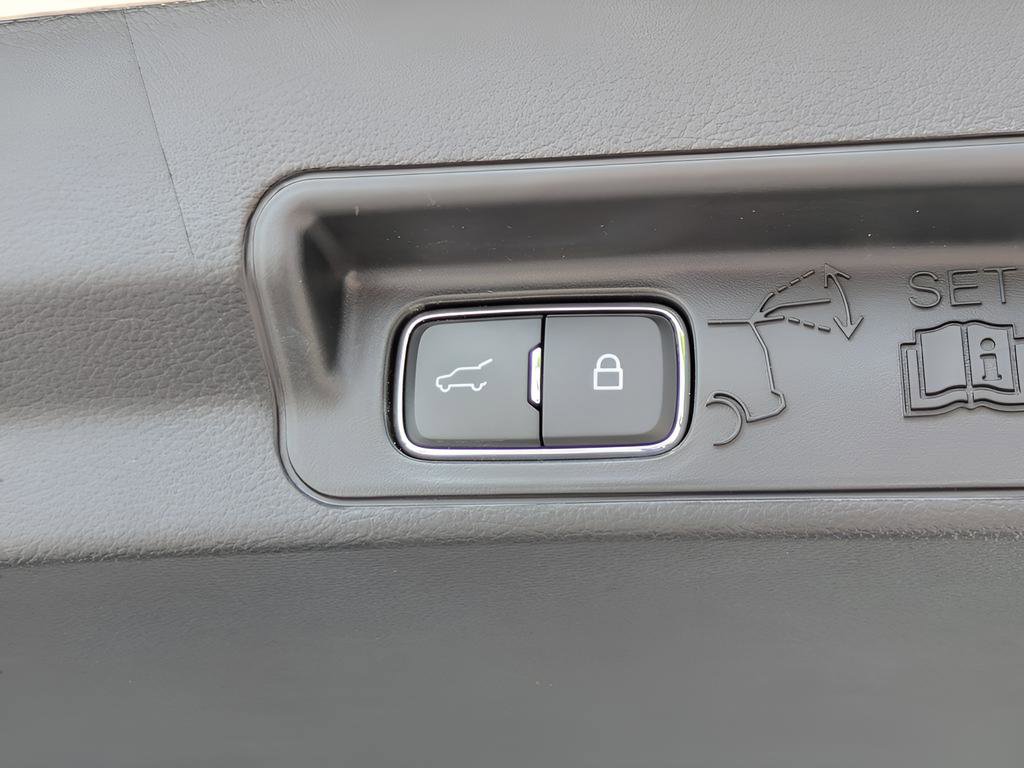 Used 2024 Ford Explorer ST w/ Equipment Group 401A AWD/4WD image 13