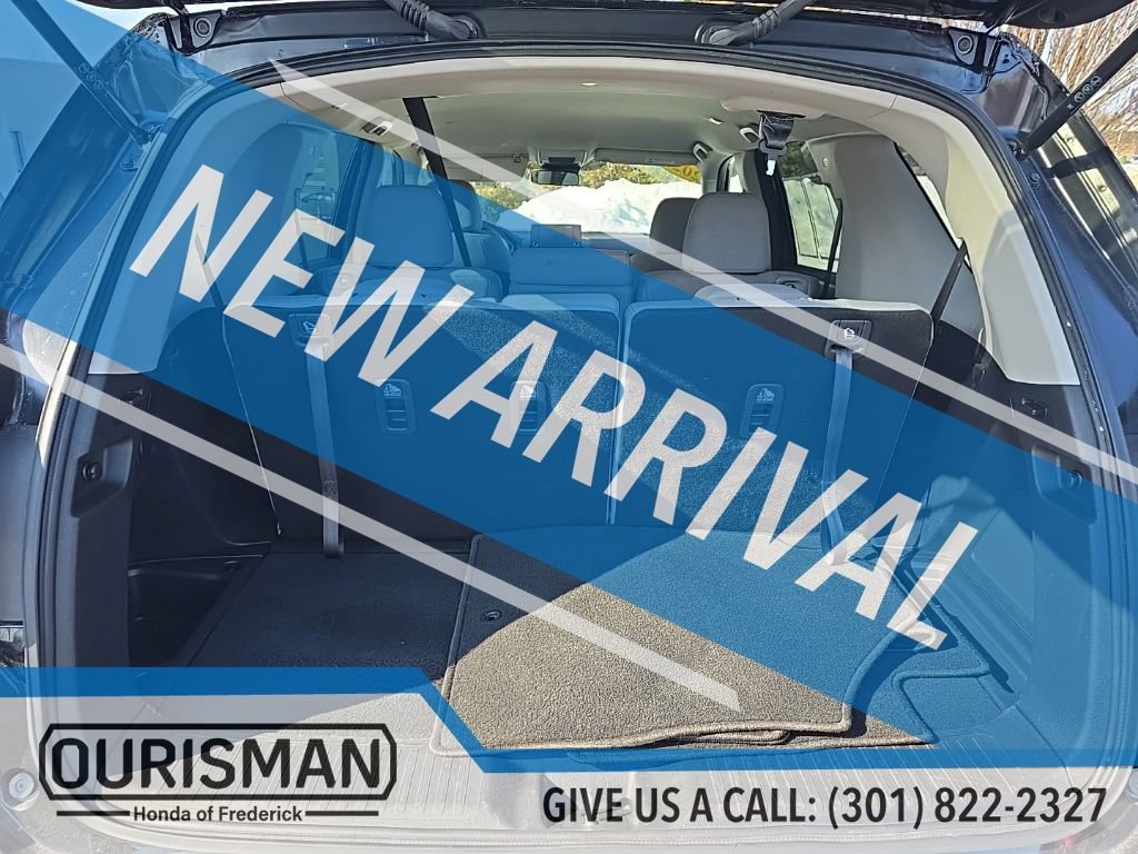 Used 2023 Honda Pilot LX image 9