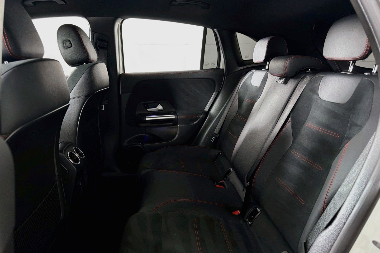 Used 2023 Mercedes-Benz GLA 250 image 8