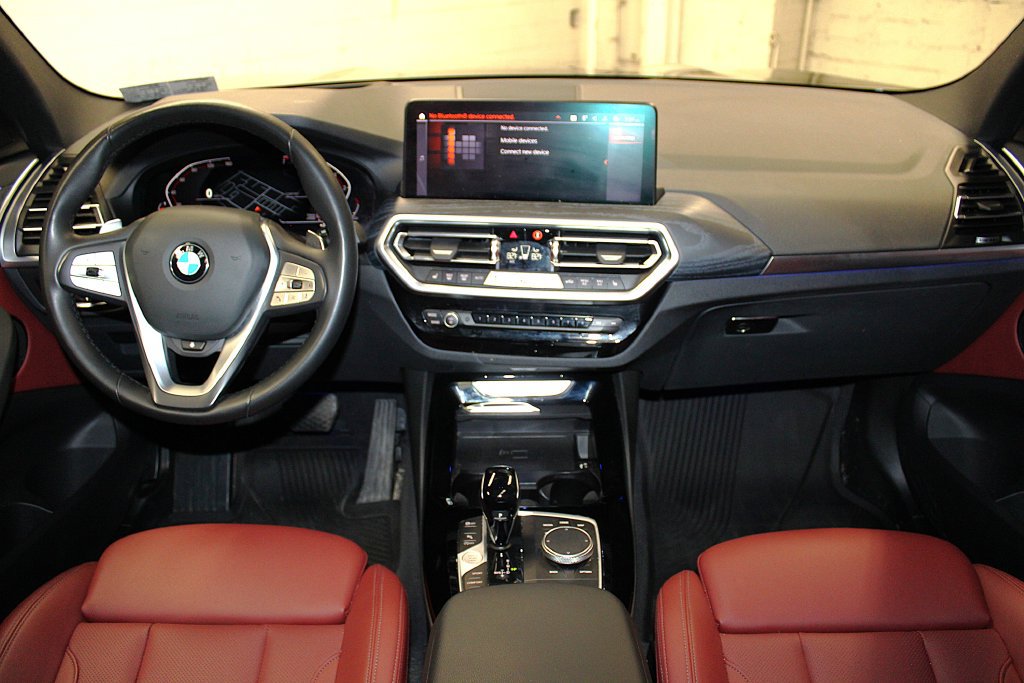 Used 2024 BMW X3 xDrive30i w/ Premium Package w/ZPA AWD/4WD image 9