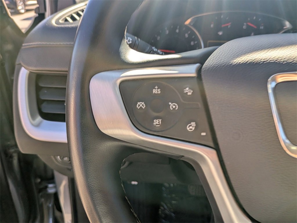 Used 2024 GMC Terrain SLT image 20