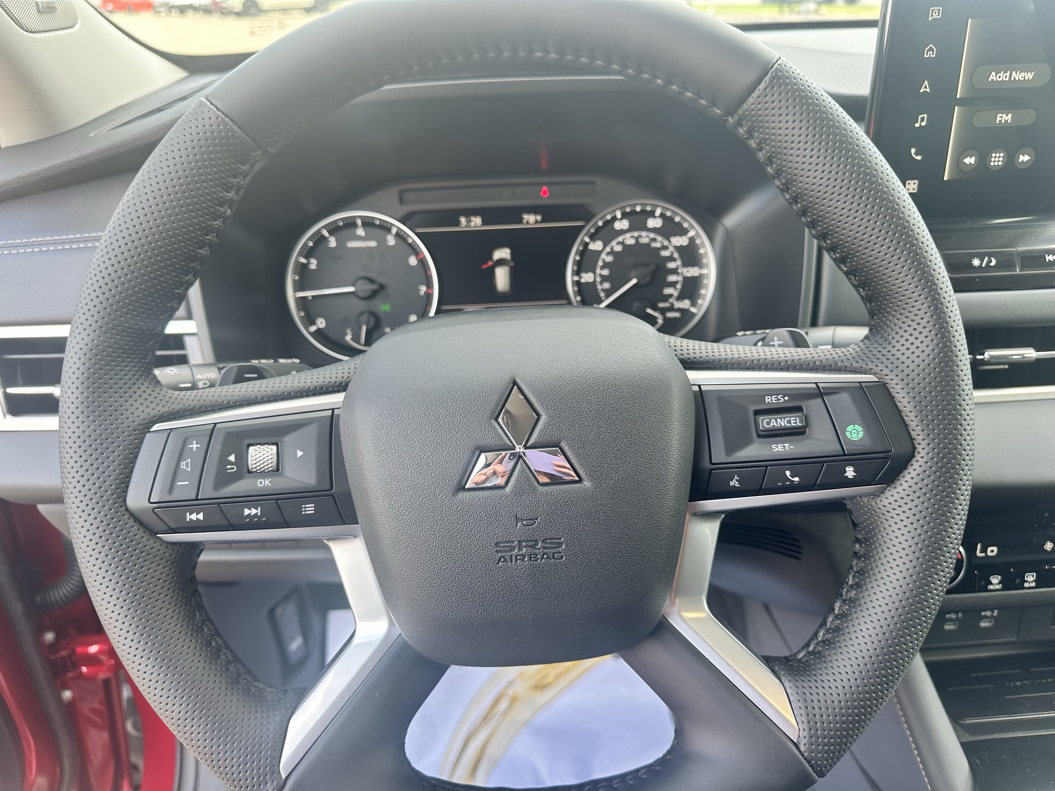 New 2026 Mitsubishi Outlander SE AWD/4WD image 11