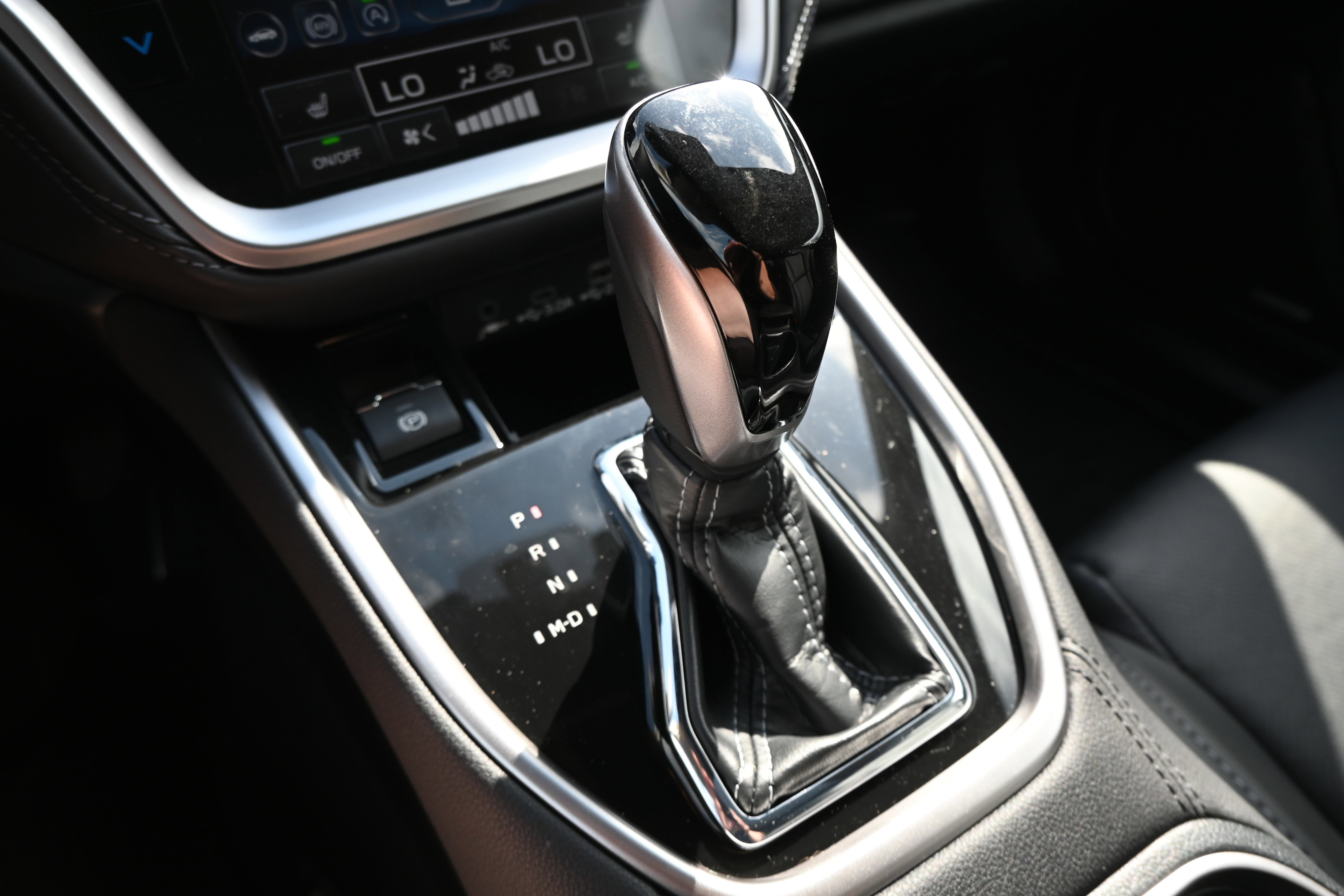 Certified 2025 Subaru Outback Limited XT image 26