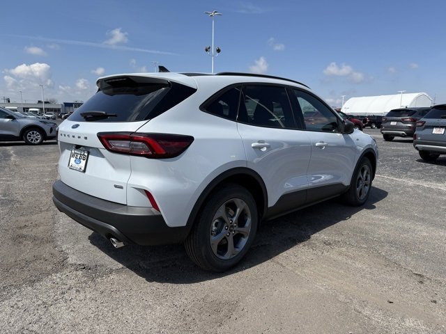 New 2025 Ford Escape ST-Line w/ Equipment Group 301A image 9