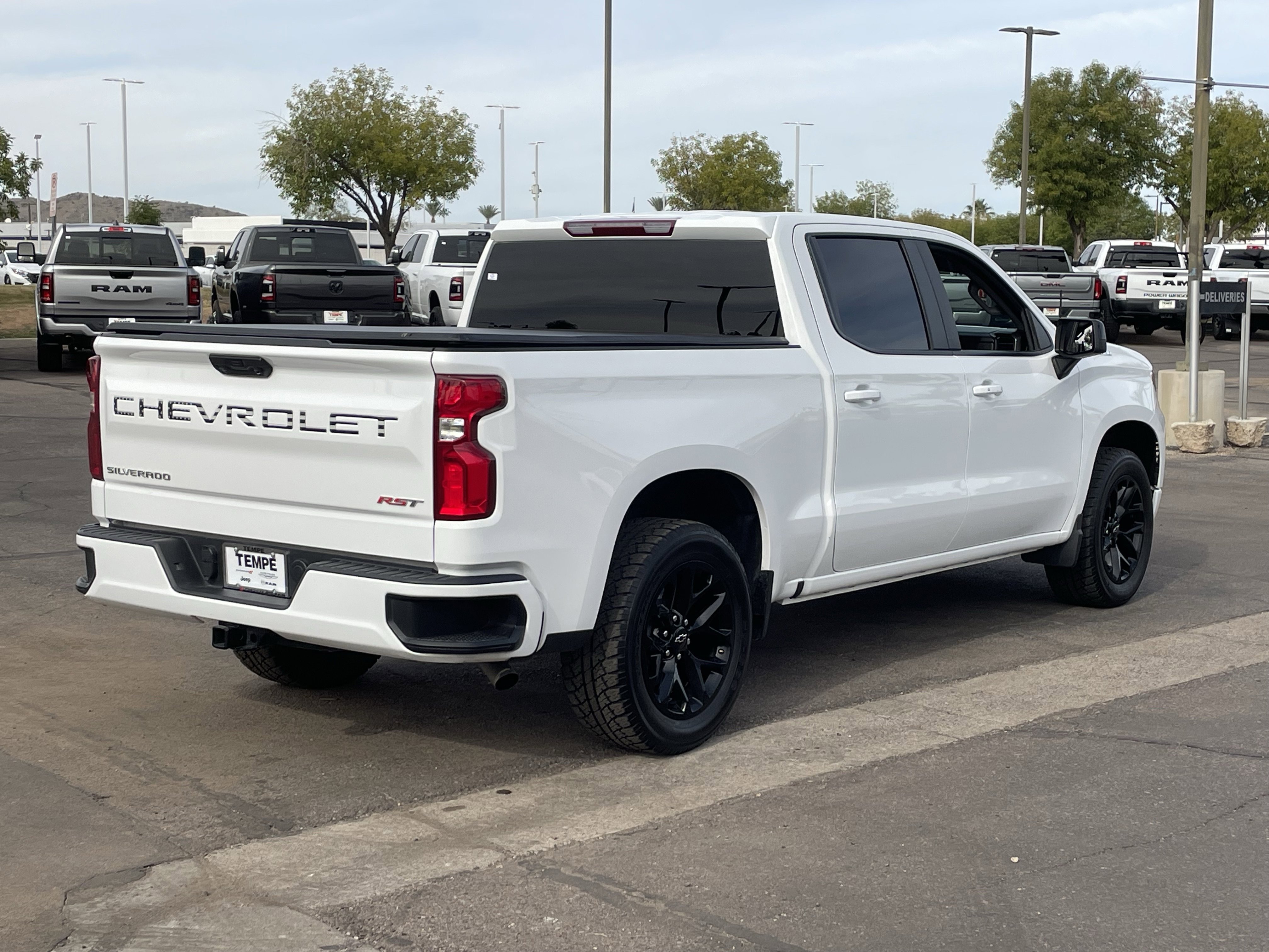 Used 2024 Chevrolet Silverado 1500 RST image 5