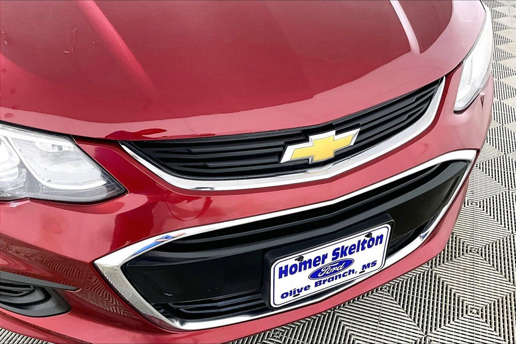 Used 2019 Chevrolet Sonic LT FWD image 29