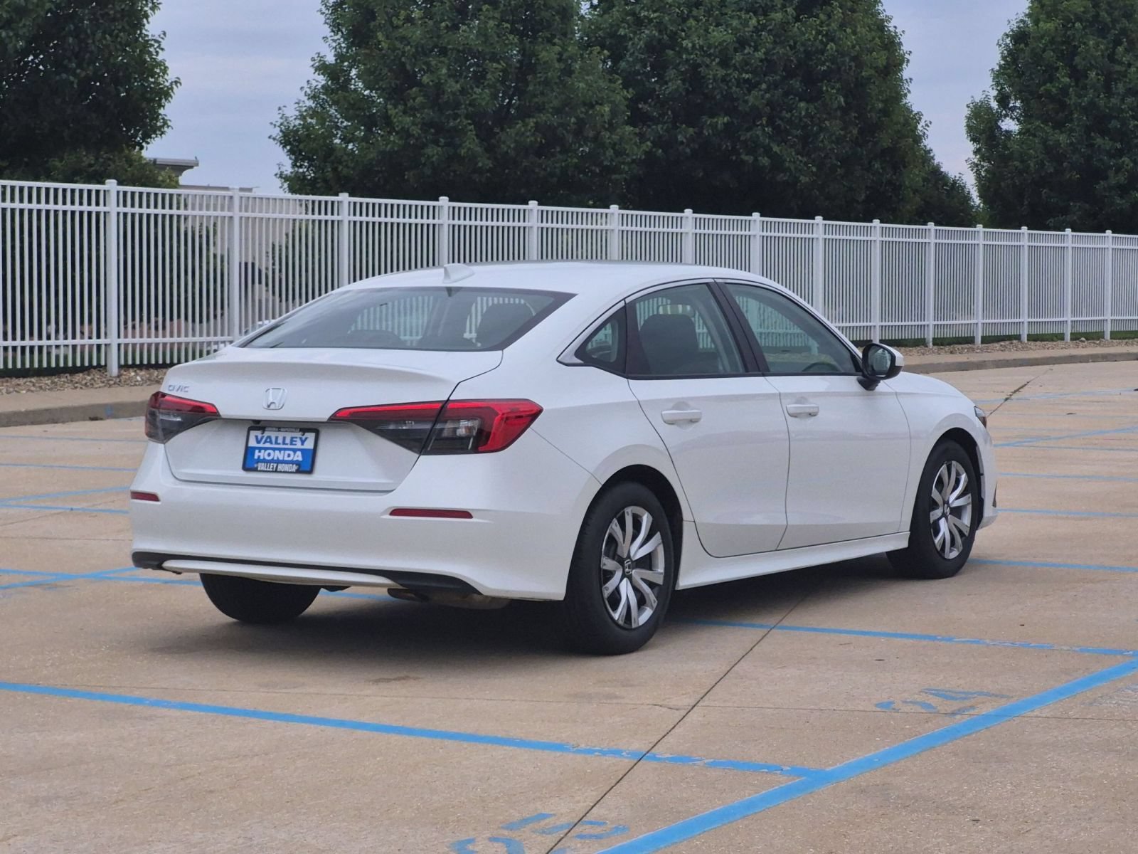 Used 2022 Honda Civic LX image 6