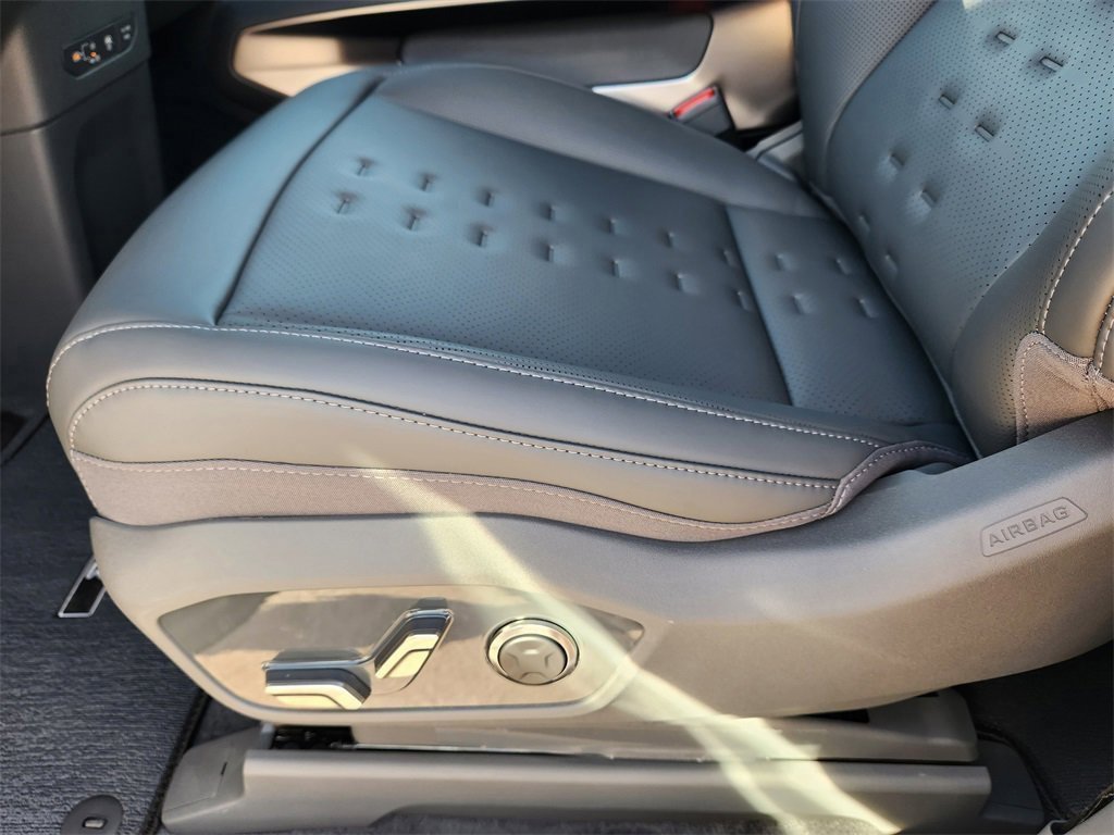 New 2026 Kia EV9 Wind image 22